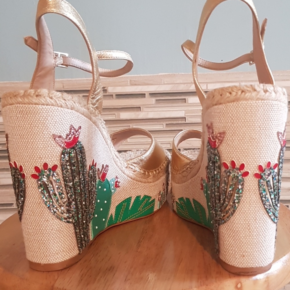 Kate Spade Cactus Wedge Size 10m